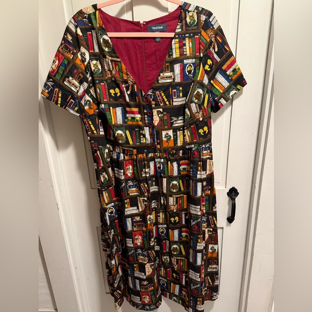 EUC ModCloth Fabulous Fit and Flare Dress - Black Books  - 18W